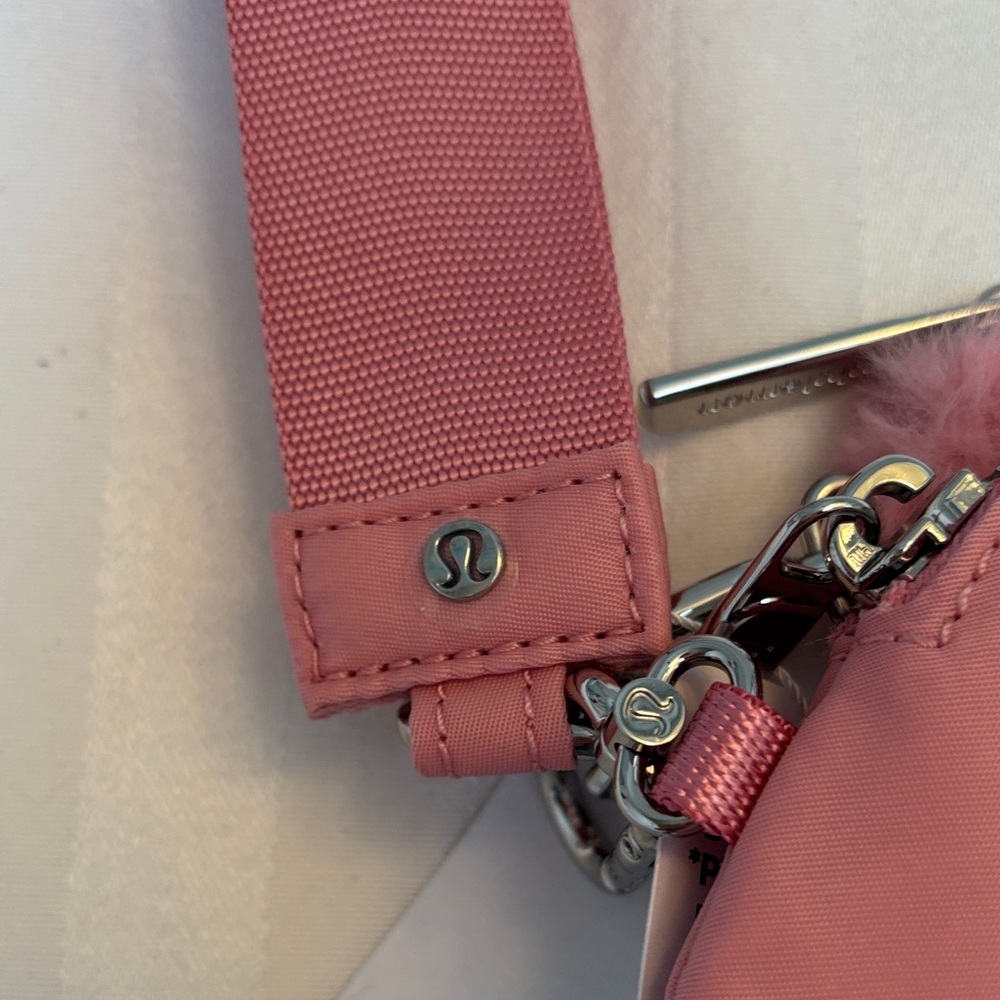 Lululemon Athletica Pink Dual Pouch Wristlet Plush Fleece - Picture 7 of 7